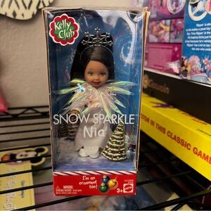 Kelly Doll Barbie Snow Sparkle Nia I'm A Ornament Too Brown Hair Green Eyes New